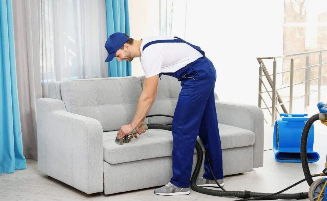 How to Keep Sofas Clean in Dubai’s Shared Accommodation Spaces